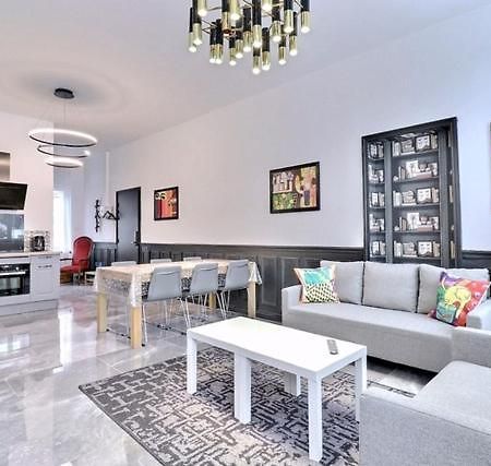 Les Appartements Fénelon Le Cateau-Cambresis Extérieur photo