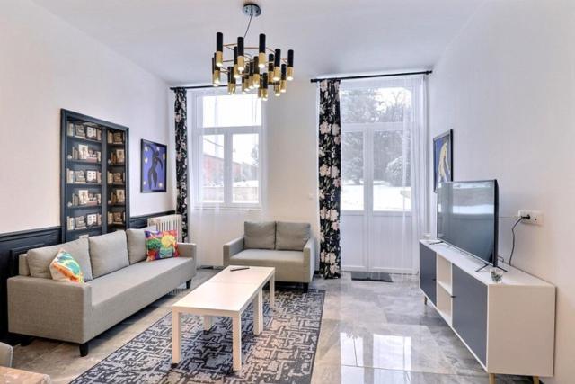 Les Appartements Fénelon Le Cateau-Cambresis Extérieur photo