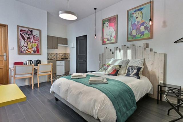 Les Appartements Fénelon Le Cateau-Cambresis Extérieur photo