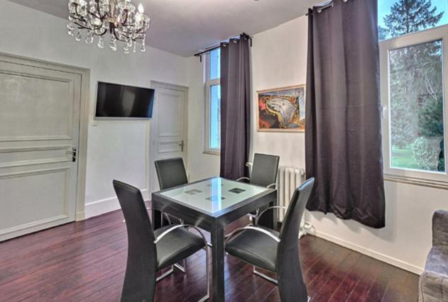 Les Appartements Fénelon Le Cateau-Cambresis Extérieur photo
