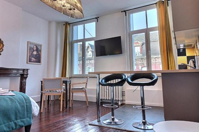 Les Appartements Fénelon Le Cateau-Cambresis Extérieur photo